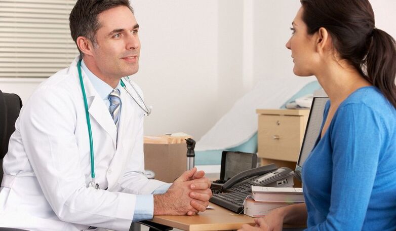 Si tienes hongos en las uñas, consulta a un médico.